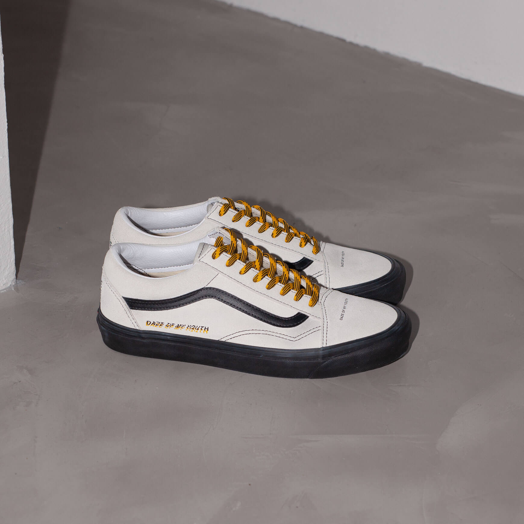 Vans old skool white 2025 custom