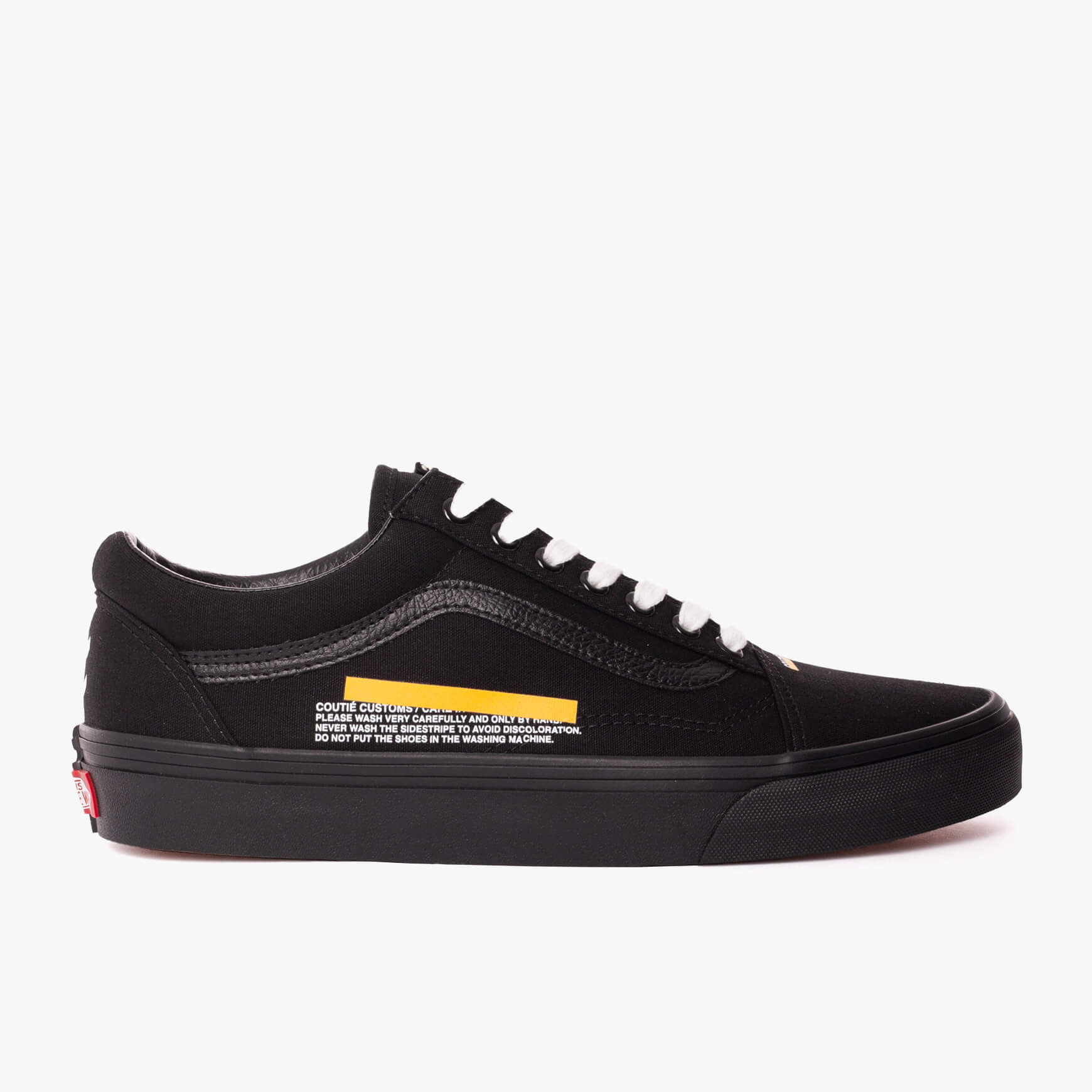 White vans black stripe old shops skool